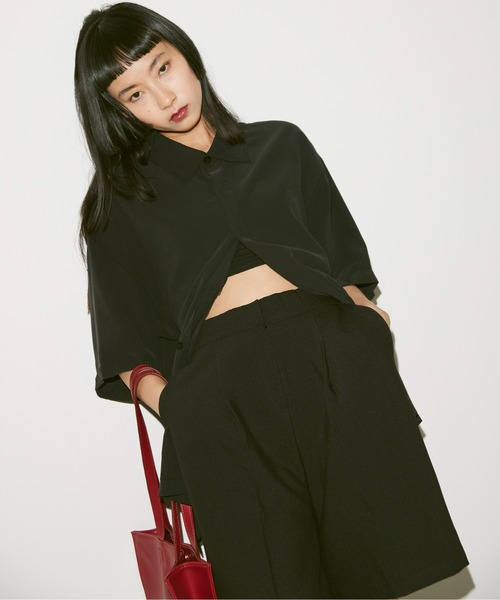 FEKETE（フェケテ）の「OVERSIZED SHIRT / オーバーフィットシャツ（シャツ/ブラウス・メンズ・ブラック/ピンク・MEDIUM/LARGE）」の4枚目の写真