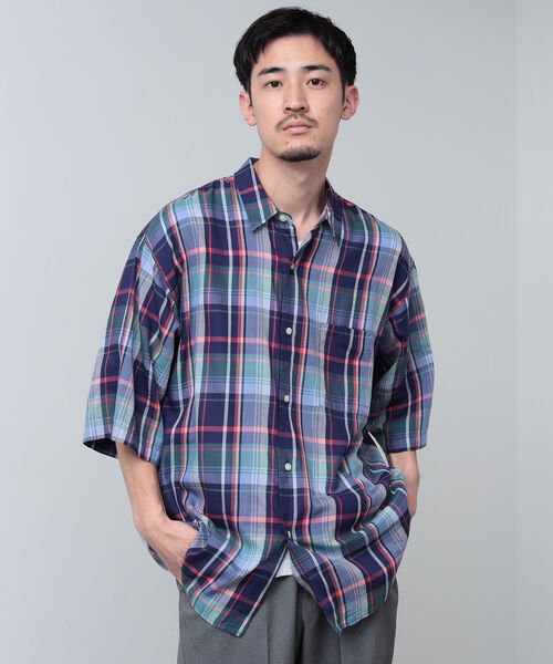 BEAMS（ビームス）の「BEAMS / チェック イージー ミニレギュラーカラー シャツ（シャツ/ブラウス・メンズ・ネイビー/サックスブルー/グリーン・MEDIUM/X-LARGE/SMALL/LARGE）」の15枚目の写真