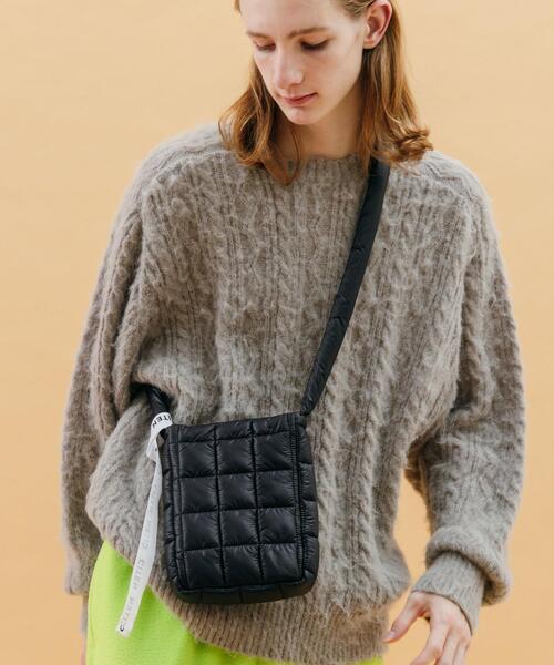 CITEN（シテン）の「＜CITEN＞パデッドキルティング MINI ショルダーバッグ（ショルダーバッグ・レディース・ホワイト/ライトブルー/ブラック/ケリー・FREE）」の3枚目の写真