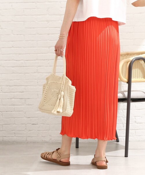 Cutie Blonde(キューティーブロンド)の「◆プリーツナロースカート(スカート・レディース・ブラック/グリーン/ライトベージュ/オレンジ・00)」の17枚目の写真