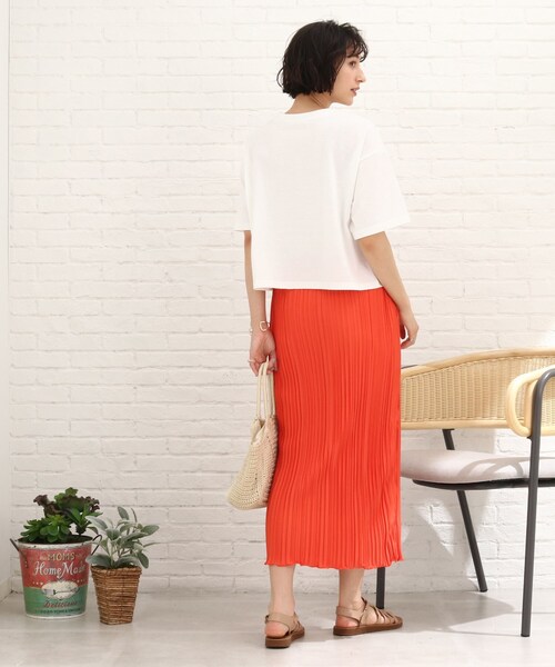 Cutie Blonde(キューティーブロンド)の「◆プリーツナロースカート(スカート・レディース・ブラック/グリーン/ライトベージュ/オレンジ・00)」の8枚目の写真