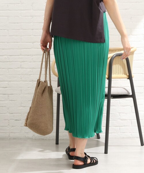 Cutie Blonde(キューティーブロンド)の「◆プリーツナロースカート(スカート・レディース・ブラック/グリーン/ライトベージュ/オレンジ・00)」の22枚目の写真