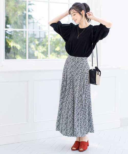 Tiaclasse(ティアクラッセ)の「【洗える・接触冷感】大人可愛いバイオシルケット肩タックトップス(Tシャツ/カットソー・レディース・イエロー/グレイッシュベージュ/オフホワイト/ブラック・L/M)」の19枚目の写真