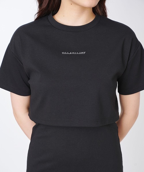SAMANTHAVEGA（サマンサベガ）の「「VOLATILITY」ロゴショートTシャツ（その他トップス・レディース・ブラック/グレイッシュベージュ/ダークグリーン・F）」の6枚目の写真