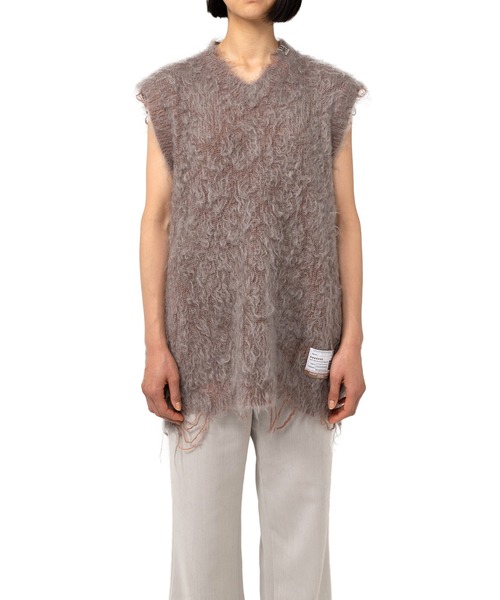 Maison MIHARA YASUHIRO(メゾンミハラヤスヒロ)の「Brushed Kint Vest(ベスト・レディース・チャコール/グレー・FREE)」の3枚目の写真