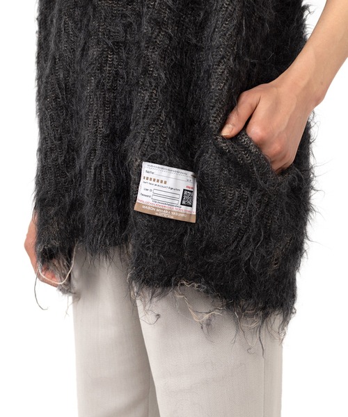 Maison MIHARA YASUHIRO(メゾンミハラヤスヒロ)の「Brushed Kint Vest(ベスト・レディース・チャコール/グレー・FREE)」の14枚目の写真
