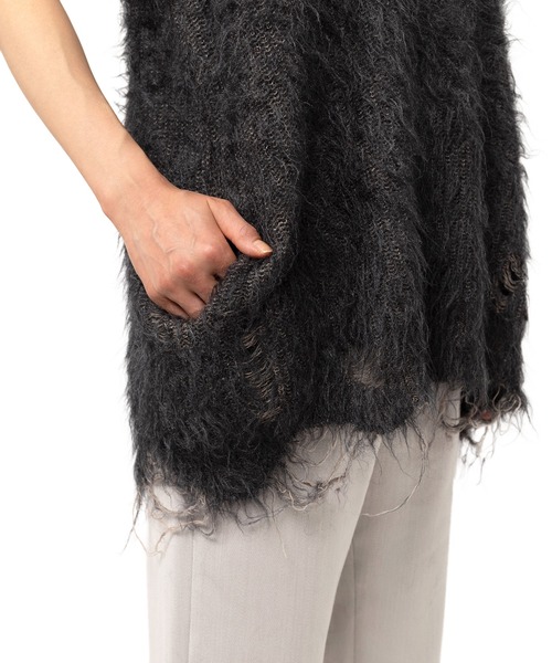 Maison MIHARA YASUHIRO(メゾンミハラヤスヒロ)の「Brushed Kint Vest(ベスト・レディース・チャコール/グレー・FREE)」の15枚目の写真