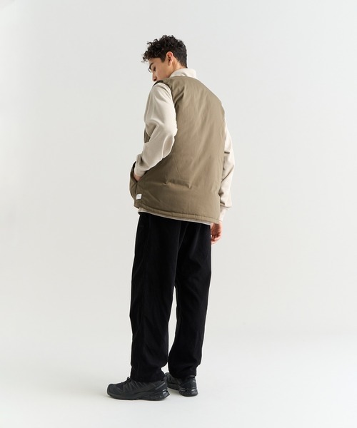 NANGA(ナンガ)の「HINOC RIPSTOP INNER DOWN VEST(MEN)(ダウンベスト・メンズ・ブラック/アーミー/ネイビー/ベージュ・M/L/S/XL/XXL)」の10枚目の写真