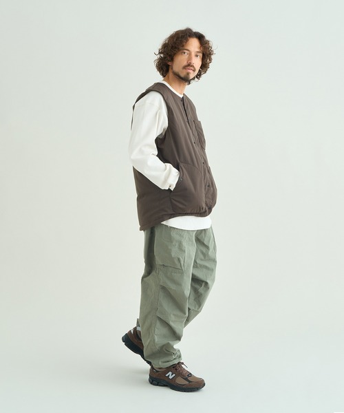 NANGA（ナンガ）の「HINOC RIPSTOP INNER DOWN VEST(MEN)（ダウンベスト・メンズ・ブラック/アーミー/ネイビー/ベージュ・M/L/S/XL/XXL）」の10枚目の写真