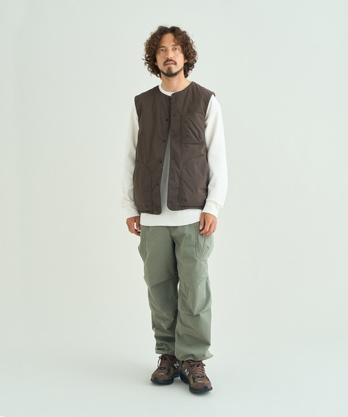 NANGA（ナンガ）の「HINOC RIPSTOP INNER DOWN VEST(MEN)（ダウンベスト・メンズ・ブラック/アーミー/ネイビー/ベージュ・M/L/S/XL/XXL）」の11枚目の写真