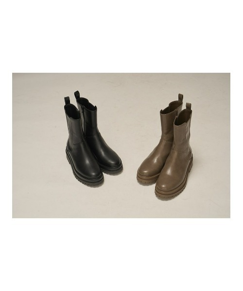 SNIDEL(スナイデル)の「Vibramサイドゴアブーツ(ブーツ・レディース・ブラック/モカ・SMALL/MEDIUM/LARGE)」の11枚目の写真