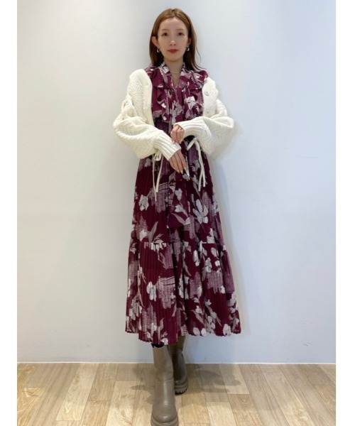SNIDEL(スナイデル)の「Vibramサイドゴアブーツ(ブーツ・レディース・ブラック/モカ・SMALL/MEDIUM/LARGE)」の18枚目の写真