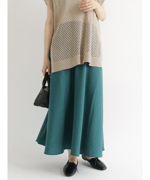 Samansa Mos2 blue(サマンサモスモスブルー)の「フレアロングスカート(スカート・レディース・ブラック/グリーン/マスタード・フリ-)」の13枚目の写真