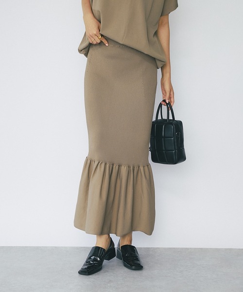 RIVE DROITE（リヴドロワ）の「リブマーメイドスカート（スカート・レディース・チャコールグレー/モカ・FREE）」の8枚目の写真