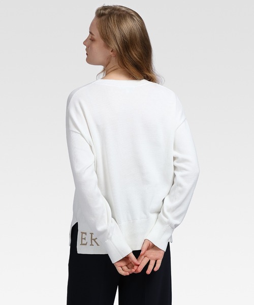 TOMMY HILFIGER(トミーヒルフィガー)の「ヘムロゴクルーネックセーター(ニット/セーター・レディース・ホワイト/ネイビー・SMALL/MEDIUM/X-SMALL)」の3枚目の写真