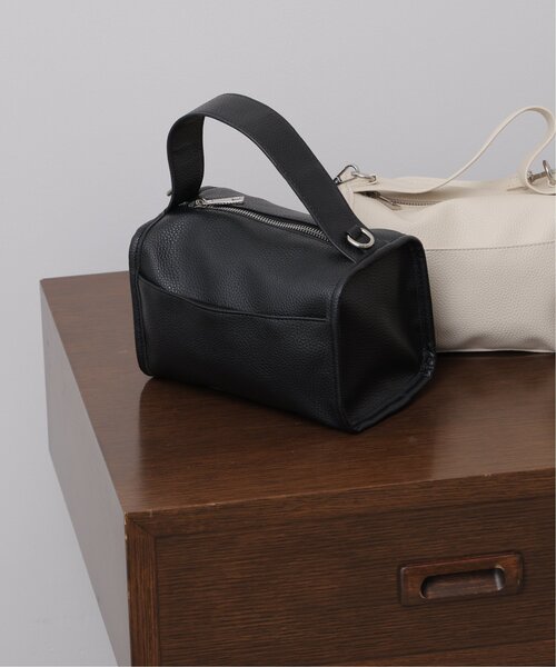 frames RAY CASSIN(フレームスレイカズン)の「スクエアバッグ(ハンドバッグ・レディース・グリーン/オフホワイト/ブラック・FREE)」の1枚目の写真