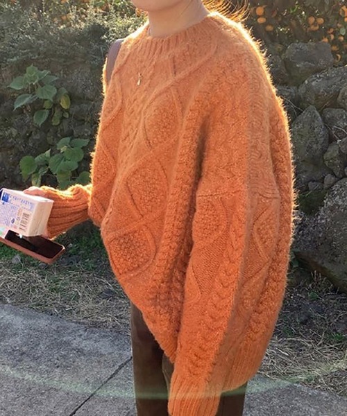 Girly Doll（ガーリードール）の「ケーブルオーバーニット（ニット/セーター・レディース・オフホワイト/グレー/モカ/オレンジ/ブルー/ブラウン/ブラック・F）」の7枚目の写真