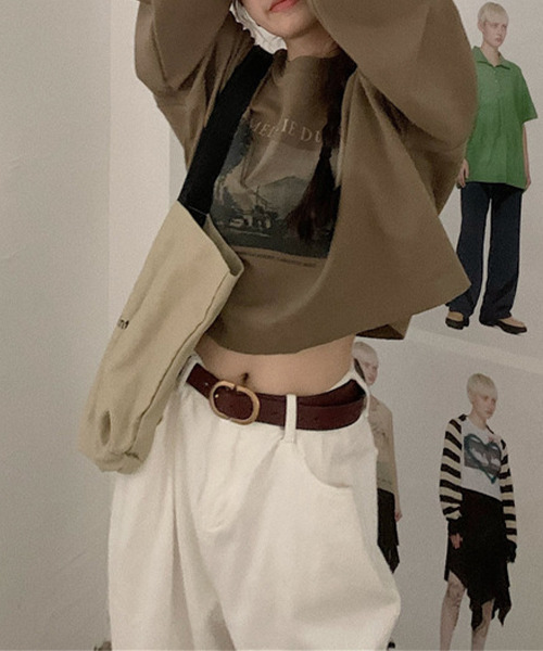 c.u.l(シーユーエル)の「クロップド丈プリントロンティー culw324(Tシャツ/カットソー・レディース・ベージュ/ブラック/アイボリー・FREE)」の11枚目の写真