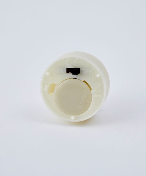 TIMELESS COMFORT(タイムレスコンフォート)の「Horn Please MADE(ホーンプリーズメイド)LEDティーライトキャンドル 6pcs(キャンドル・レディース・ホワイト・ONE SIZE)」の9枚目の写真