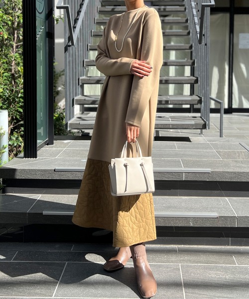 Chez toi(シェトワ)の「キルティング切替ペプラムワンピース(ワンピース・レディース・ベージュ/チャコールグレー・FREE)」の13枚目の写真