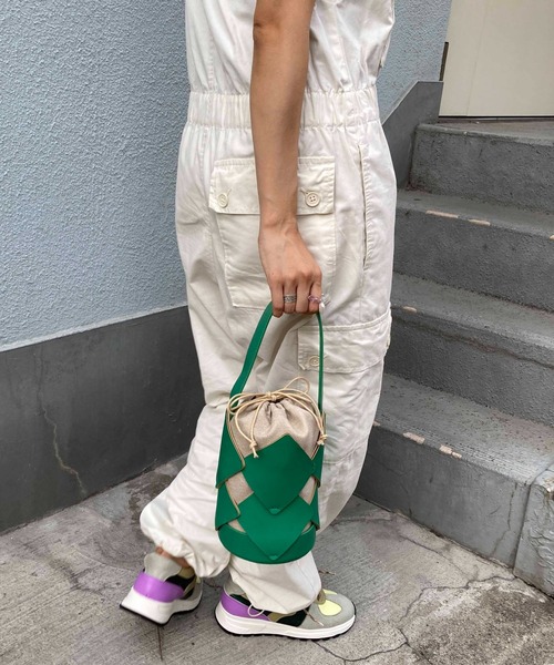 Casselini（キャセリーニ）の「Casselini(キャセリーニ)モチーフバケットバッグ（ハンドバッグ・レディース・アイボリー/ブラック/グリーン/シルバー・FREE）」の20枚目の写真