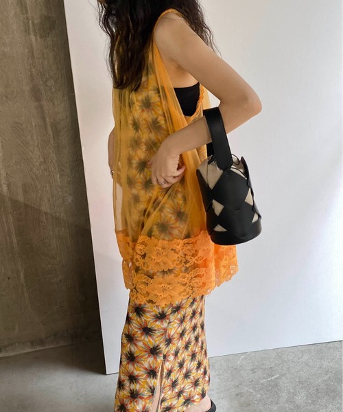 Casselini（キャセリーニ）の「Casselini(キャセリーニ)モチーフバケットバッグ（ハンドバッグ・レディース・アイボリー/ブラック/グリーン/シルバー・FREE）」の10枚目の写真