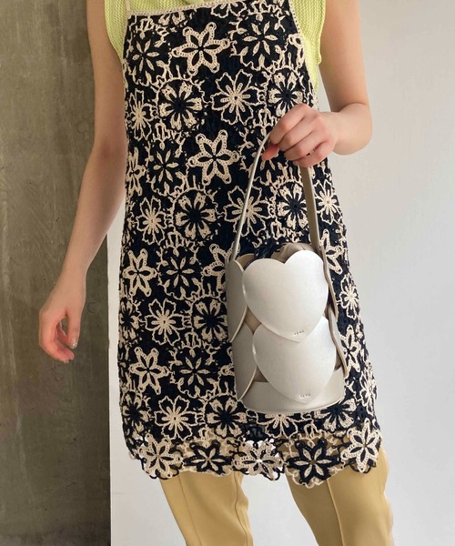 Casselini（キャセリーニ）の「Casselini(キャセリーニ)モチーフバケットバッグ（ハンドバッグ・レディース・アイボリー/ブラック/グリーン/シルバー・FREE）」の17枚目の写真