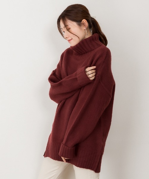 atONE(アットワン)の「atONE オフネックサイドスリットセーター(ニット/セーター・レディース・バーガンディー/グレー/ブラック・M-L/LL~3L)」の21枚目の写真