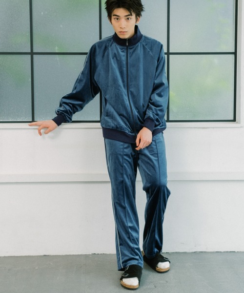 WHIMSIC（ウィムジック）の「【UNISEX/新色追加/SET UP対応】ベロアパイピングトラックパンツ（その他パンツ・メンズ・ベージュ/グレー/ブルー・FREE）」の7枚目の写真