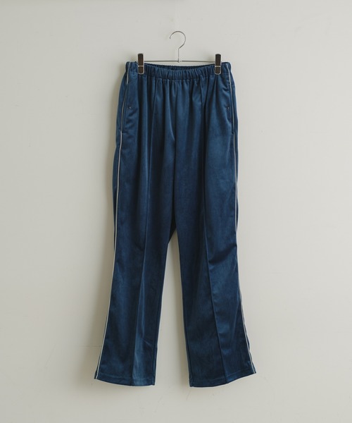 WHIMSIC（ウィムジック）の「【UNISEX/新色追加/SET UP対応】ベロアパイピングトラックパンツ（その他パンツ・メンズ・ベージュ/グレー/ブルー・FREE）」の12枚目の写真