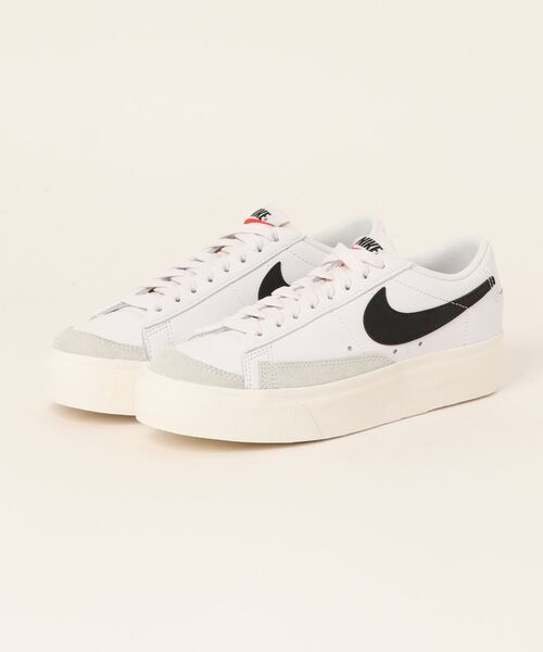NIKE（ナイキ）の「NIKE WMNS BLAZER LOW PLATFORM DJ0292-101（スニーカー・レディース・ホワイト・23.5㎝/24㎝/23㎝/24.5㎝/25㎝）」の2枚目の写真