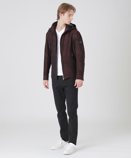 BLACK LABEL CRESTBRIDGE(ブラックレーベル・クレストブリッジ)の「【WEB限定カラーあり】サッカーシャドークレストブリッジチェックパーカー(ブルゾン・メンズ・ネイビー/レッド系その他3/グレー系その他・L/M)」の15枚目の写真