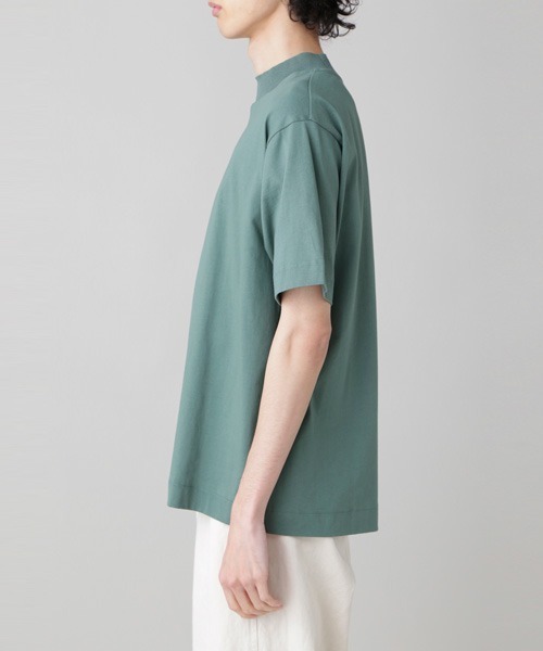MHL.(エムエイチエル)の「LIGHT COTTON DRY JERSEY(Tシャツ/カットソー・メンズ・ホワイト/グリーン系その他2・LARGE/MEDIUM)」の11枚目の写真