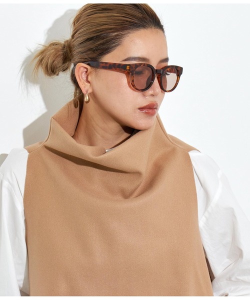 Settimissimo(セッティミッシモ)の「UVカットワイドフレームウェリントンサングラス(サングラス・レディース・グレー/ブラウン/ブラック・FREE)」の3枚目の写真