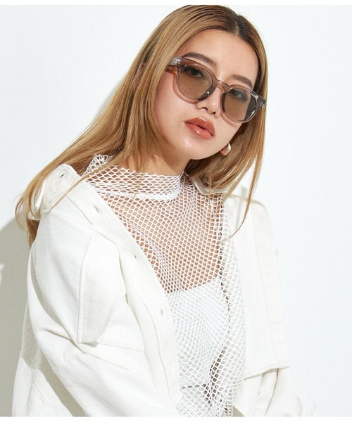 Settimissimo(セッティミッシモ)の「UVカットワイドフレームウェリントンサングラス(サングラス・レディース・グレー/ブラウン/ブラック・FREE)」の11枚目の写真