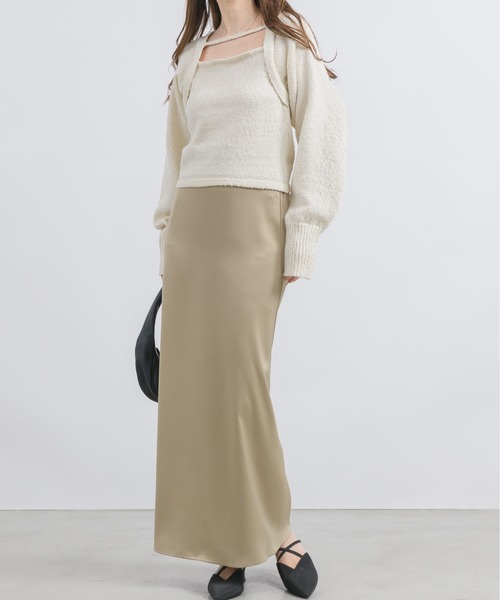 NEUNA（ヌナ）の「ダブルクロスヒールパンプス（パンプス・レディース・ブラック/アイボリー・SMALL/MEDIUM/LARGE）」の22枚目の写真