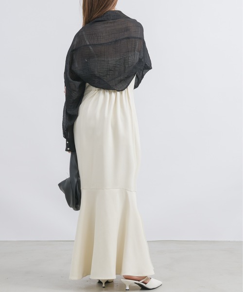 NEUNA（ヌナ）の「ダブルクロスヒールパンプス（パンプス・レディース・ブラック/アイボリー・SMALL/MEDIUM/LARGE）」の7枚目の写真