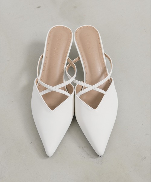 NEUNA（ヌナ）の「ダブルクロスヒールパンプス（パンプス・レディース・ブラック/アイボリー・SMALL/MEDIUM/LARGE）」の3枚目の写真