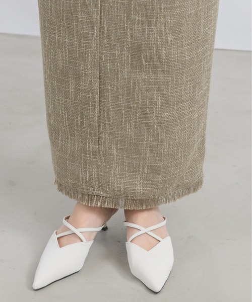 NEUNA（ヌナ）の「ダブルクロスヒールパンプス（パンプス・レディース・ブラック/アイボリー・SMALL/MEDIUM/LARGE）」の13枚目の写真