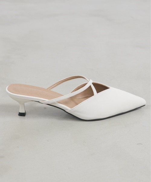 NEUNA（ヌナ）の「ダブルクロスヒールパンプス（パンプス・レディース・ブラック/アイボリー・SMALL/MEDIUM/LARGE）」の17枚目の写真