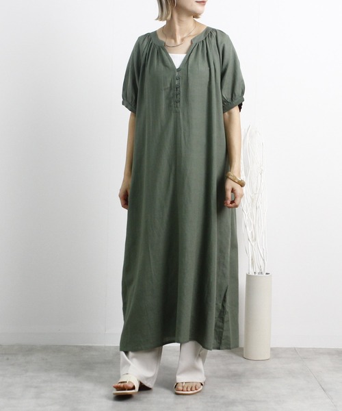 Fizz(フィズ)の「【Fizz/フィズ】 綿麻ミックス ボリューム袖ワンピース(ワンピース・レディース・グレイッシュベージュ/チャコール/ライトカーキ/ベージュ・M)」の4枚目の写真