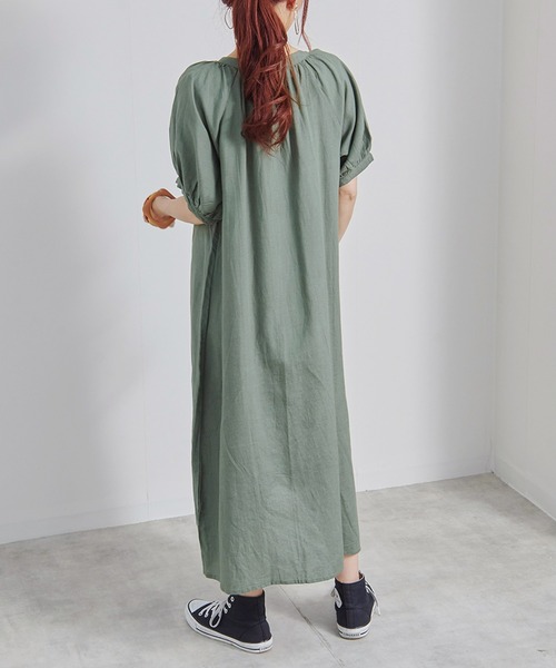 Fizz(フィズ)の「【Fizz/フィズ】 綿麻ミックス ボリューム袖ワンピース(ワンピース・レディース・グレイッシュベージュ/チャコール/ライトカーキ/ベージュ・M)」の18枚目の写真