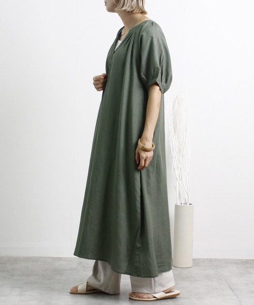 Fizz(フィズ)の「【Fizz/フィズ】 綿麻ミックス ボリューム袖ワンピース(ワンピース・レディース・グレイッシュベージュ/チャコール/ライトカーキ/ベージュ・M)」の5枚目の写真