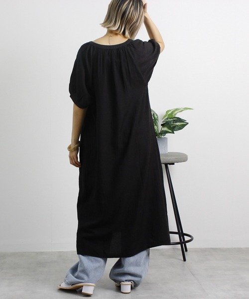 Fizz(フィズ)の「【Fizz/フィズ】 綿麻ミックス ボリューム袖ワンピース(ワンピース・レディース・グレイッシュベージュ/チャコール/ライトカーキ/ベージュ・M)」の12枚目の写真