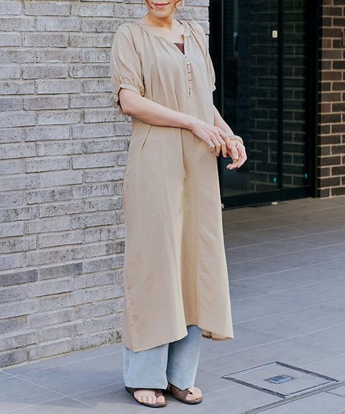 Fizz(フィズ)の「【Fizz/フィズ】 綿麻ミックス ボリューム袖ワンピース(ワンピース・レディース・グレイッシュベージュ/チャコール/ライトカーキ/ベージュ・M)」の13枚目の写真