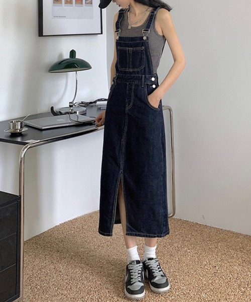 aimoha(アイモハ)の「スリットデニムジャンスカ(サロペット/オーバーオール・レディース・ブルー・SMALL/MEDIUM/X-LARGE/LARGE)」の1枚目の写真