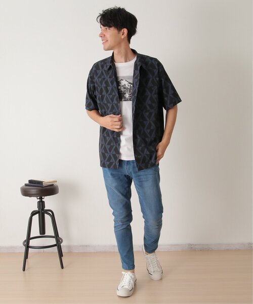ikka(イッカ)の「幾何学プリントシャツ(シャツ/ブラウス・メンズ・ネイビー/ベージュ・S/M/L/XL)」の6枚目の写真