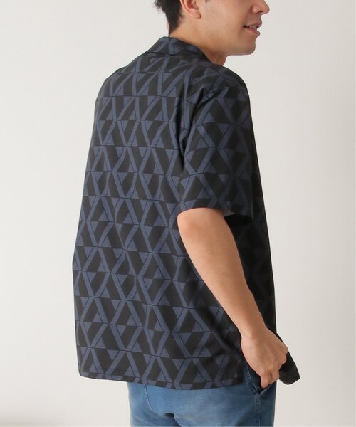 ikka(イッカ)の「幾何学プリントシャツ(シャツ/ブラウス・メンズ・ネイビー/ベージュ・S/M/L/XL)」の7枚目の写真