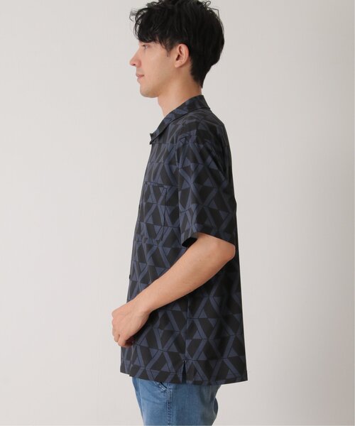 ikka(イッカ)の「幾何学プリントシャツ(シャツ/ブラウス・メンズ・ネイビー/ベージュ・S/M/L/XL)」の16枚目の写真