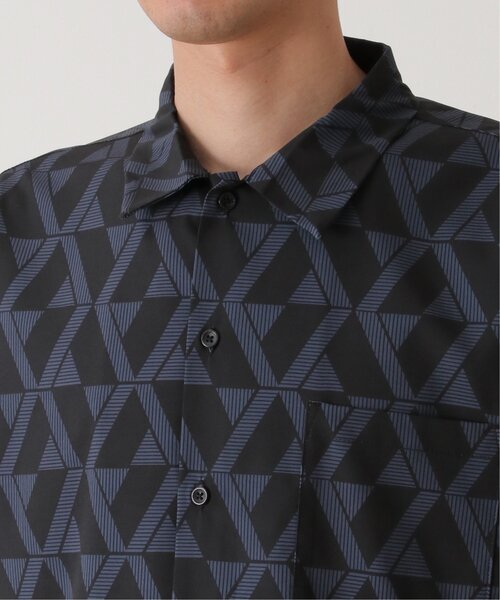 ikka(イッカ)の「幾何学プリントシャツ(シャツ/ブラウス・メンズ・ネイビー/ベージュ・S/M/L/XL)」の11枚目の写真